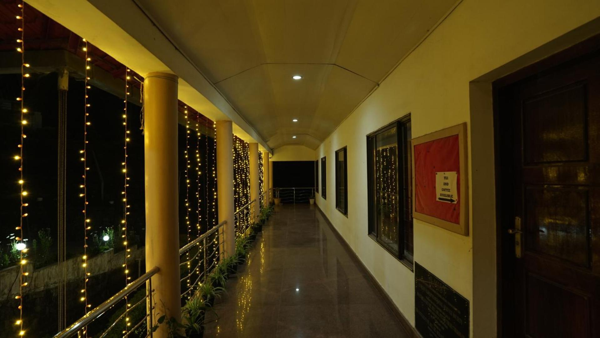 Ac Mist Otel Munnar Dış mekan fotoğraf